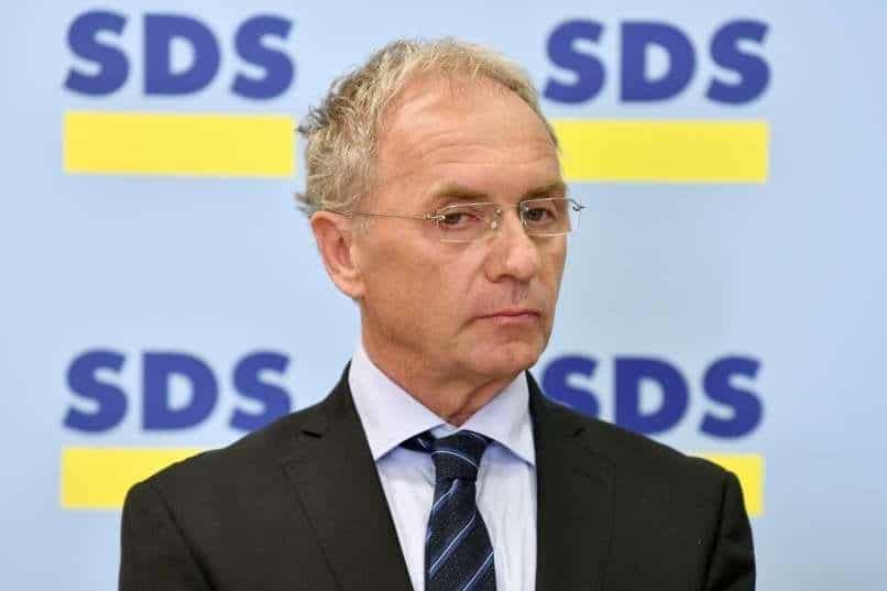 Minister Aleš Hojs