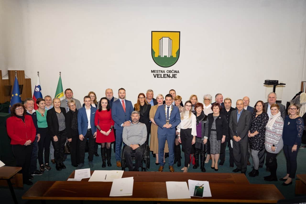 Svetnice in svetniki Sveta Mestne občine Velenje in župan Peter Dermol.