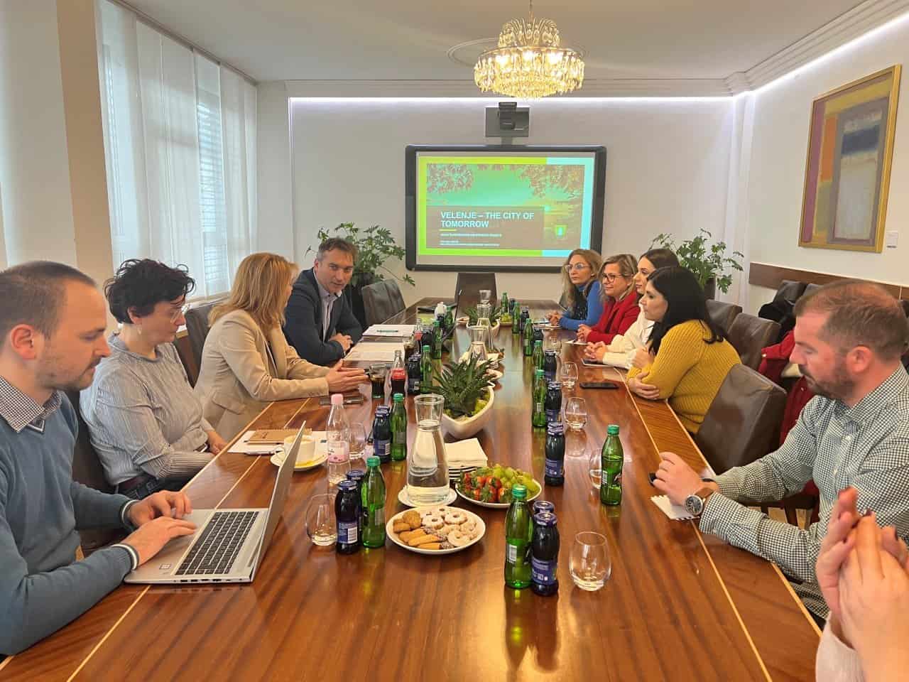 Delegacija iz Albanije na Mestni občini Velenje.