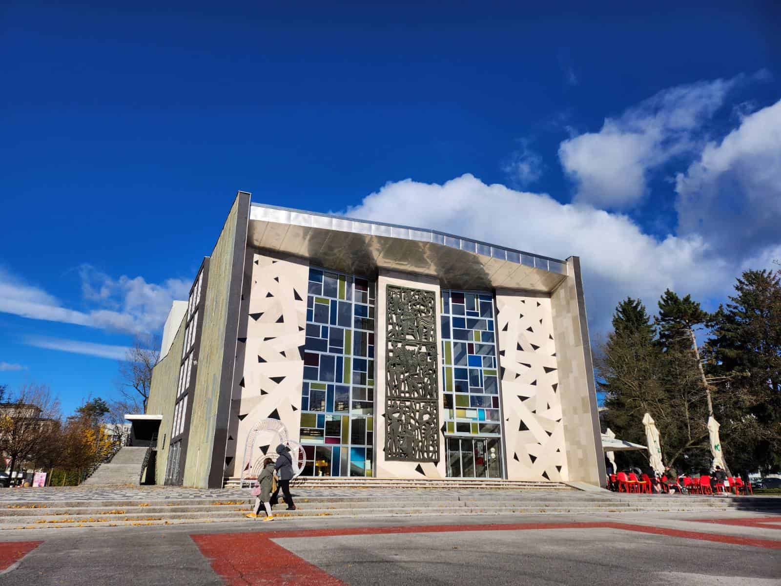 visit šaleška