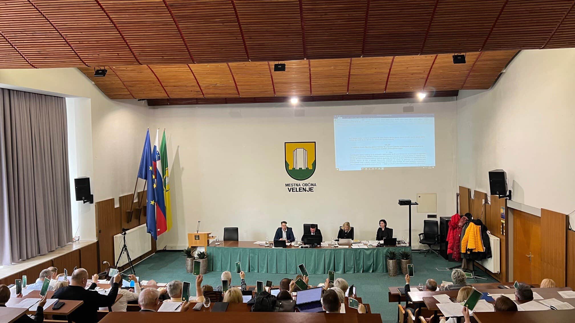 Jutri bodo odločali velenjske svetnice in svetniki