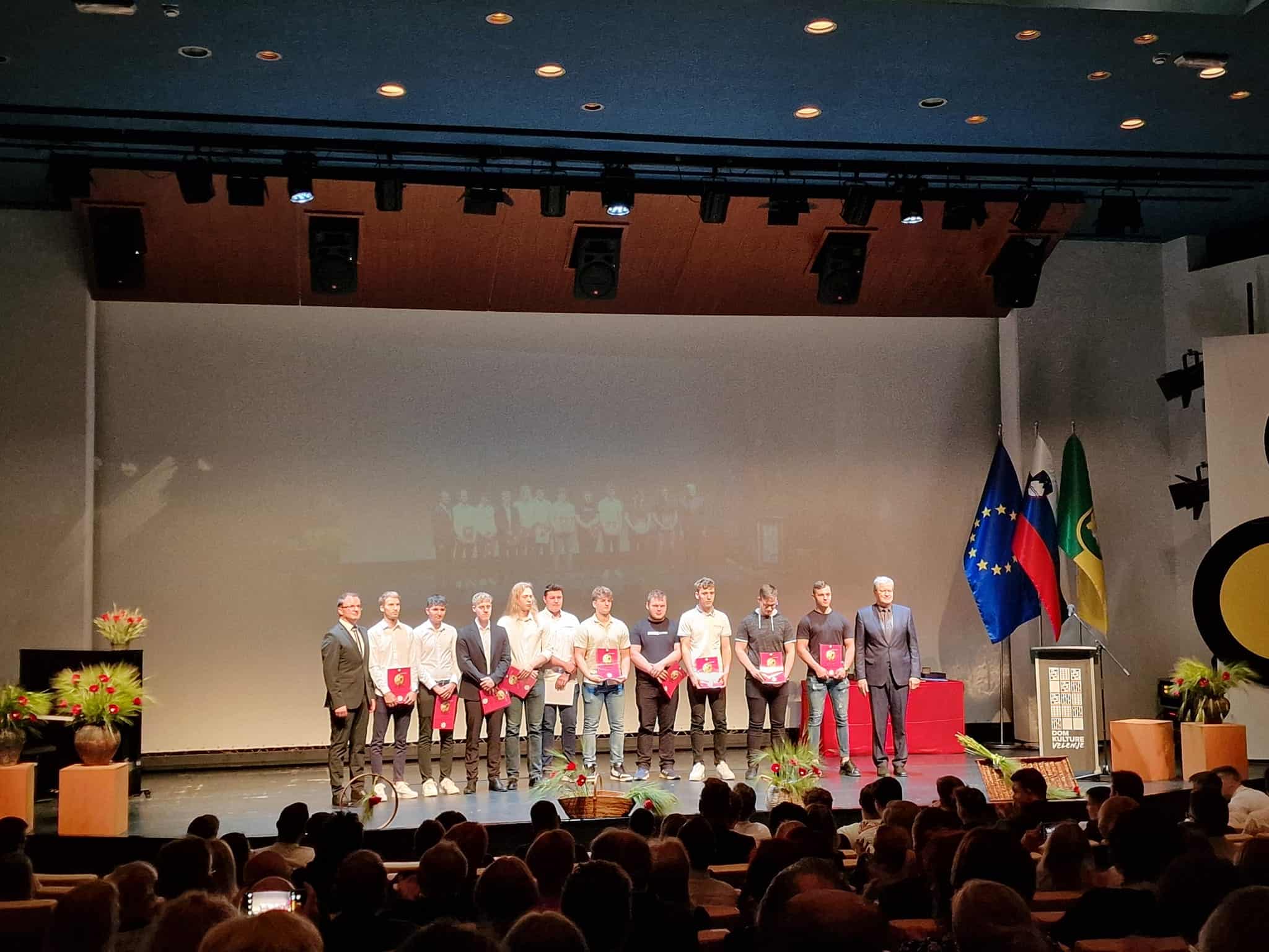 Podelitev priznanj dijakom