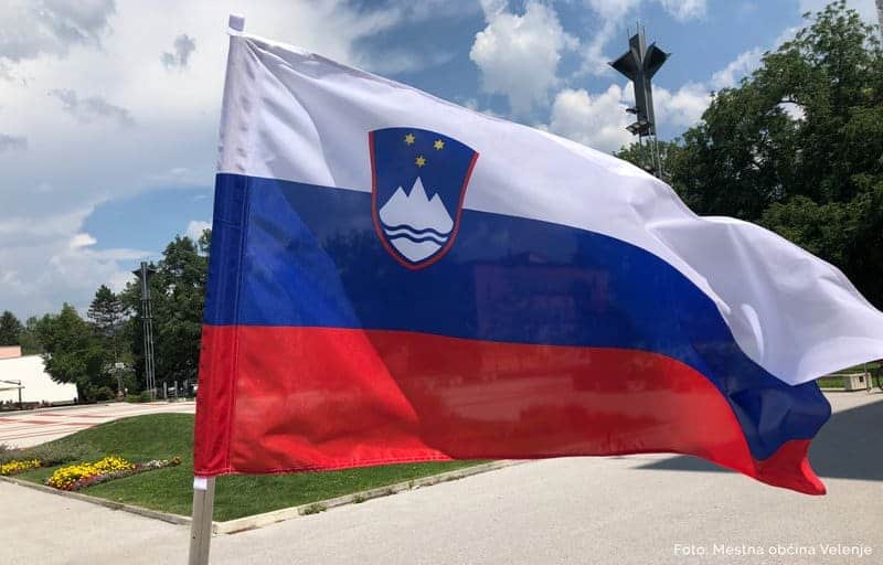 Slovenska zastava