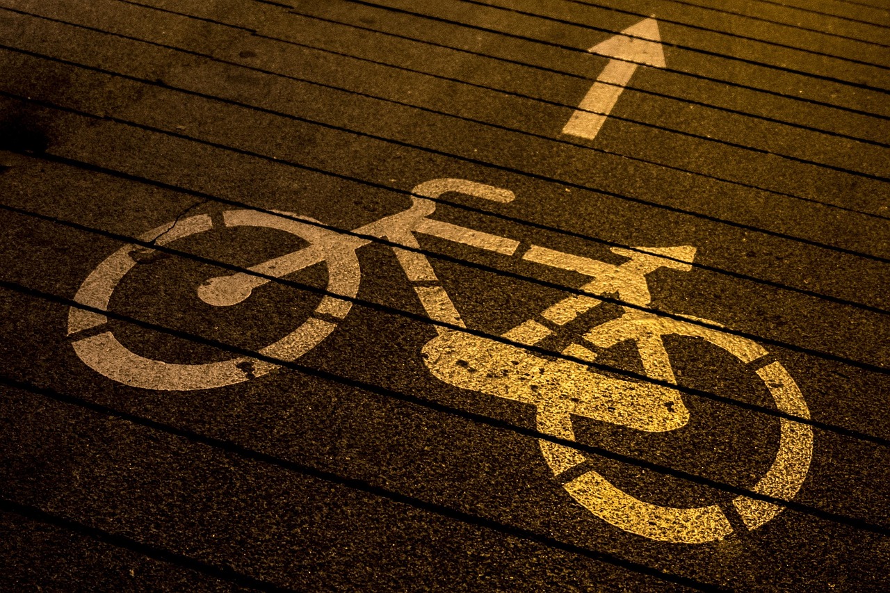bike-2441229_1280