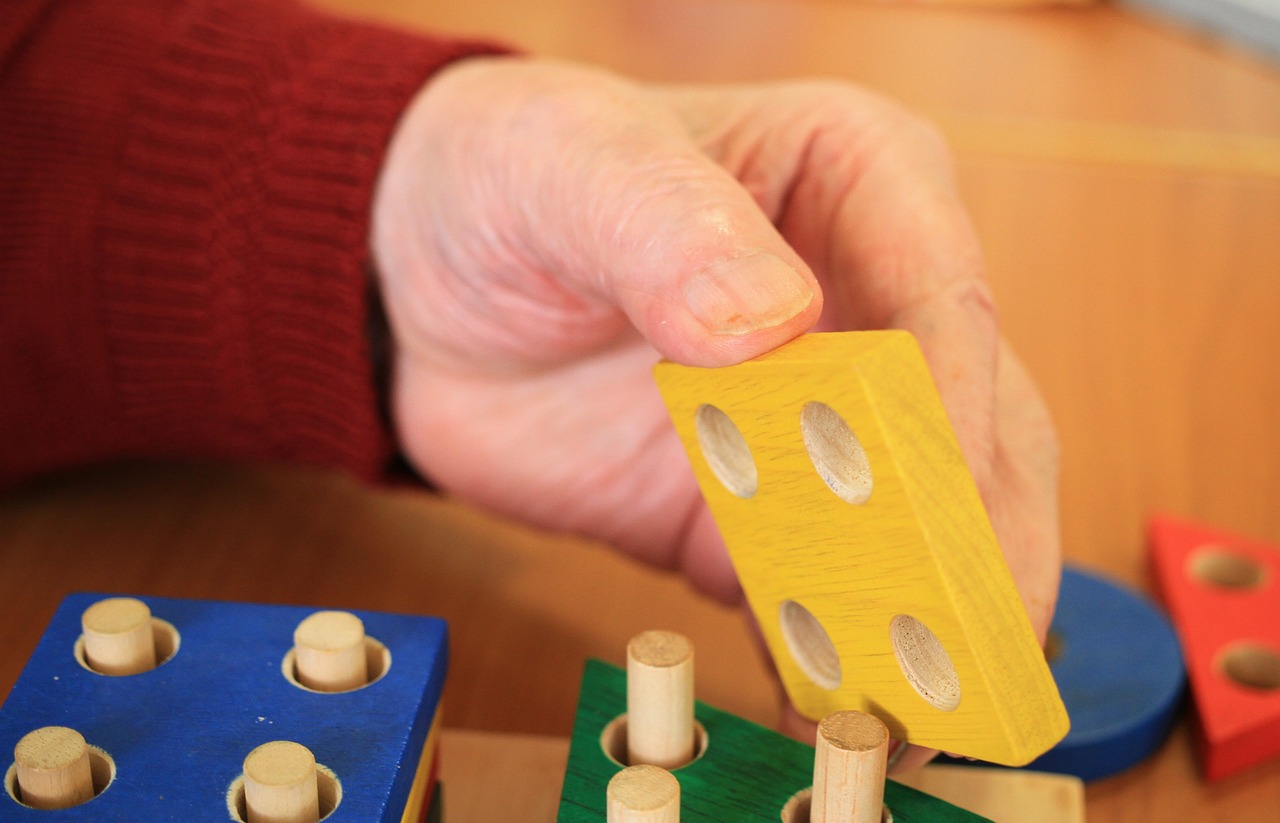 hands-4862762_1280