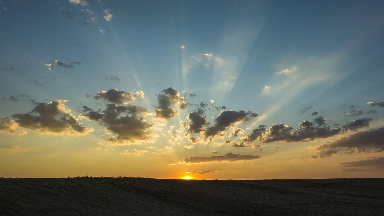 sun-2367320_1280