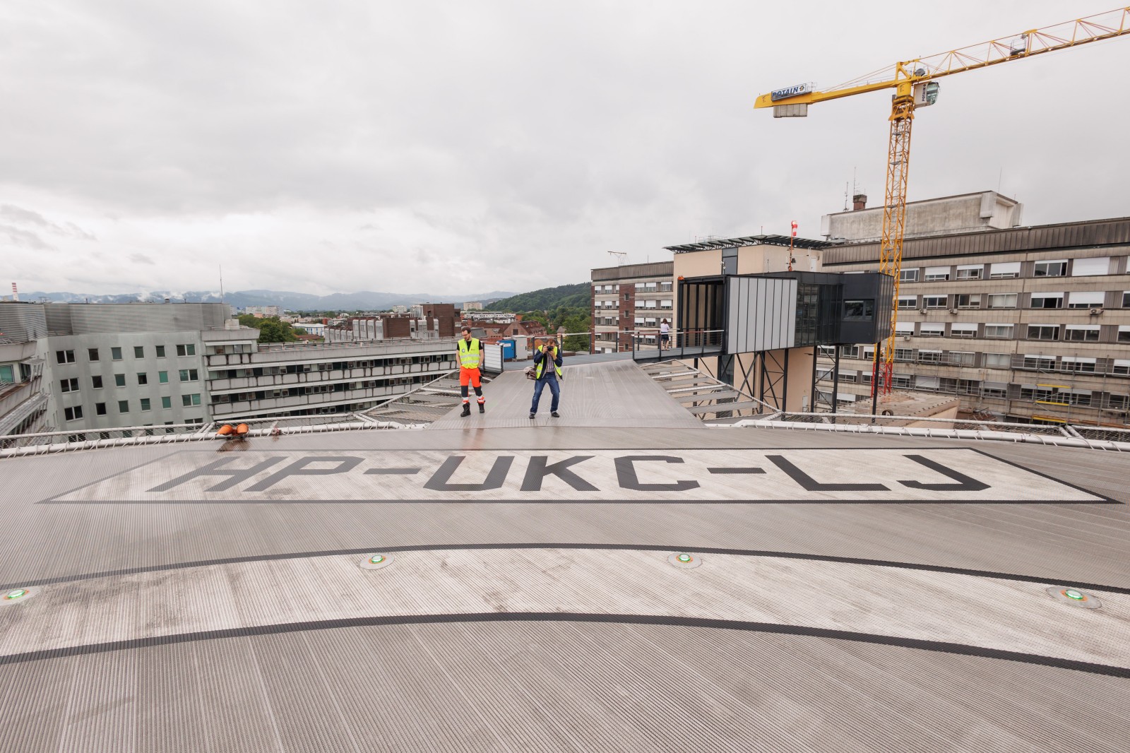 Pristajalisce za helikopterje na vrhu Univerzitetnega klinicnega centra (UKC) Ljubljana.