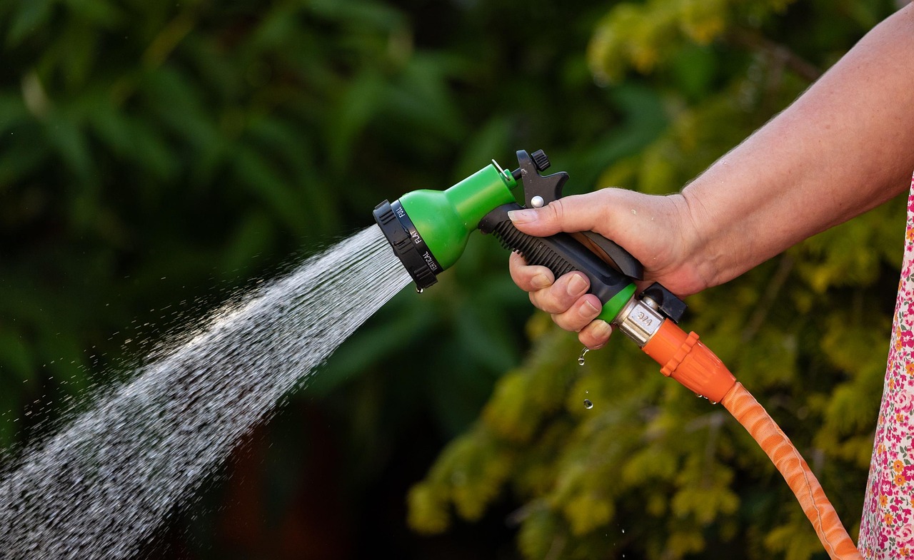 garden-hose-6302165_1280