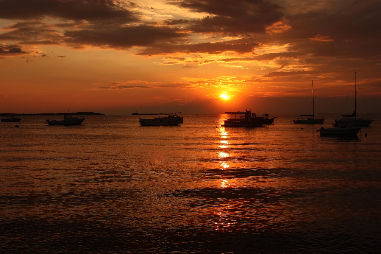 sunset-8267343_1280