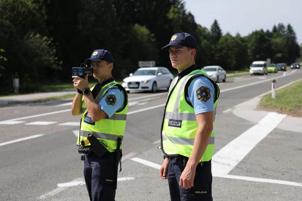 Policista_merita_hitrost_4S7A1259_fotoAndrazSegs
