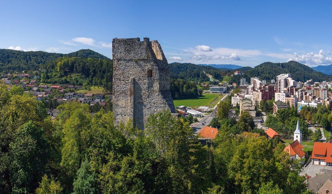 Vranič Matej, panorama šaleški grad poletje