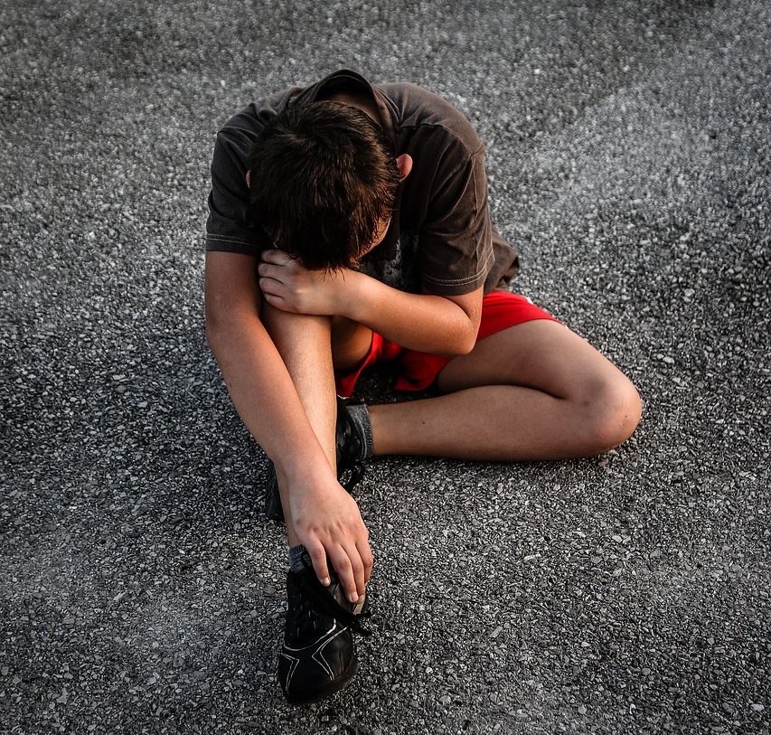 cry-2764845_1280
