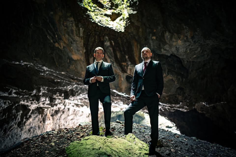 4105369383054318 4105369383054318