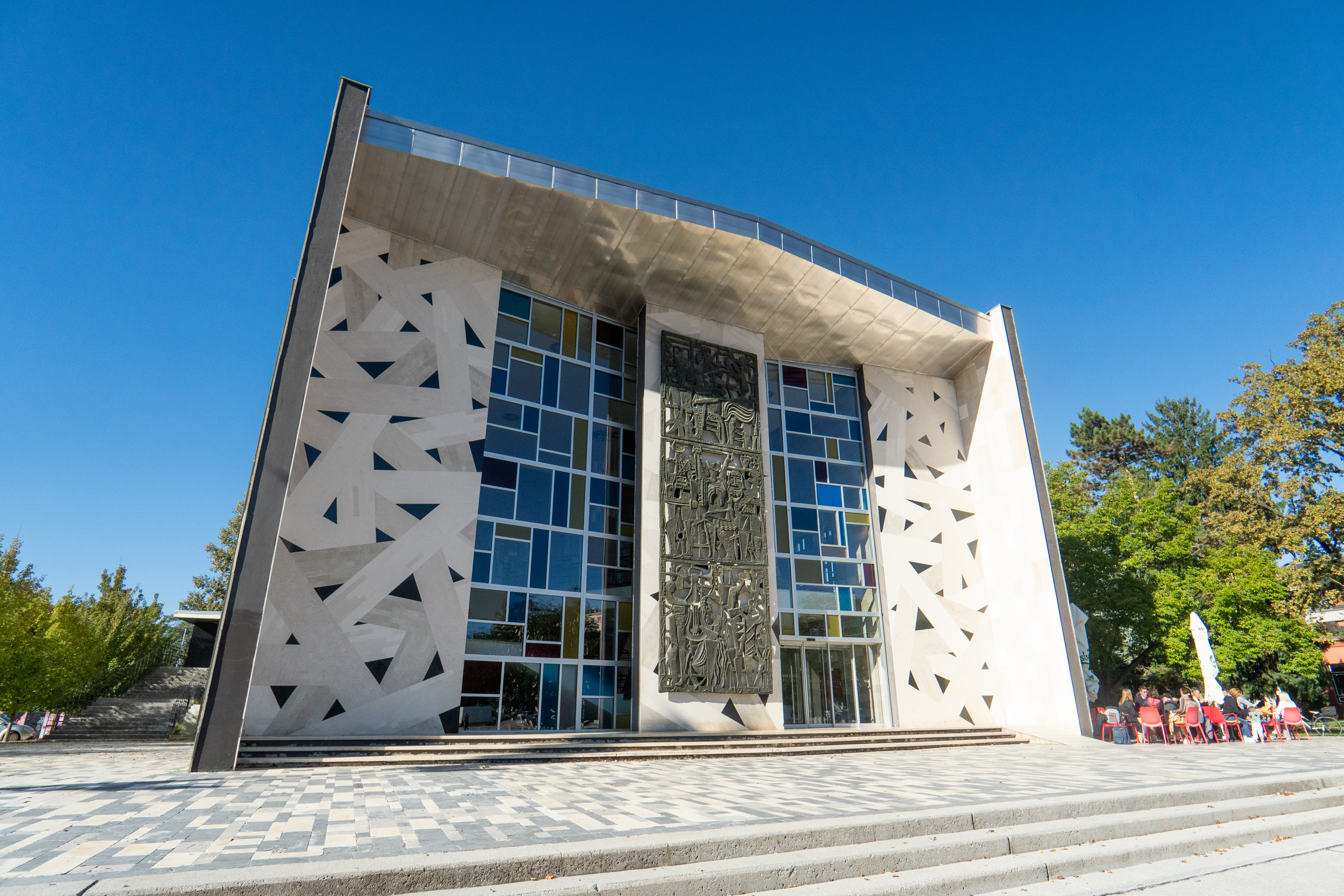 Kulturni dom Velenje knmedia (1)