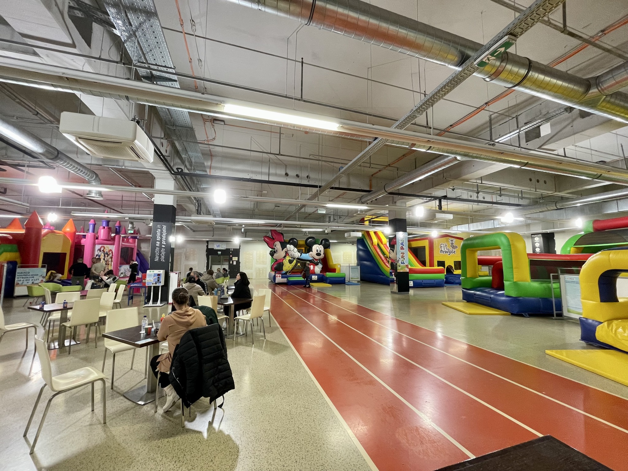 593582046_878207638051548_4925610591089939140_n