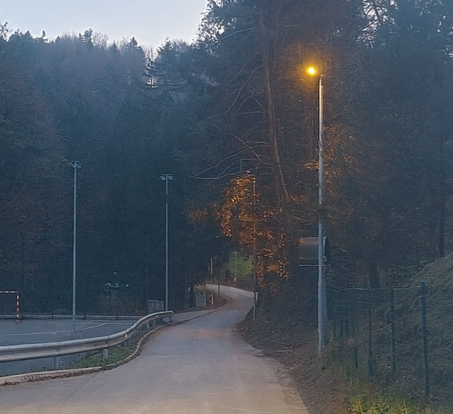 Nova JR Kavče pri igrišču