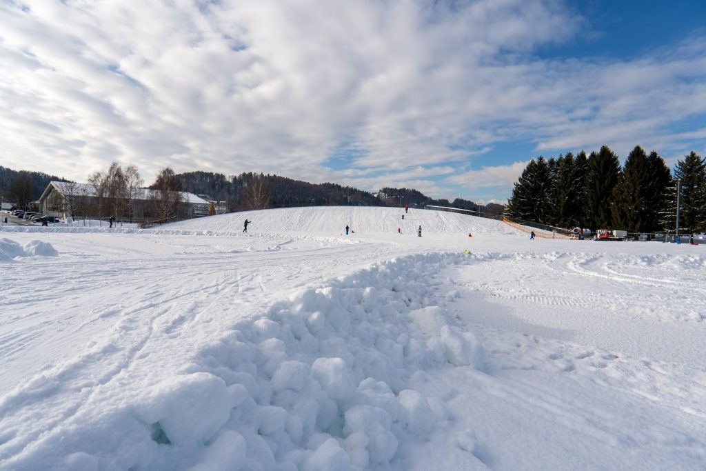 Odprtje steze za tek na smučeh