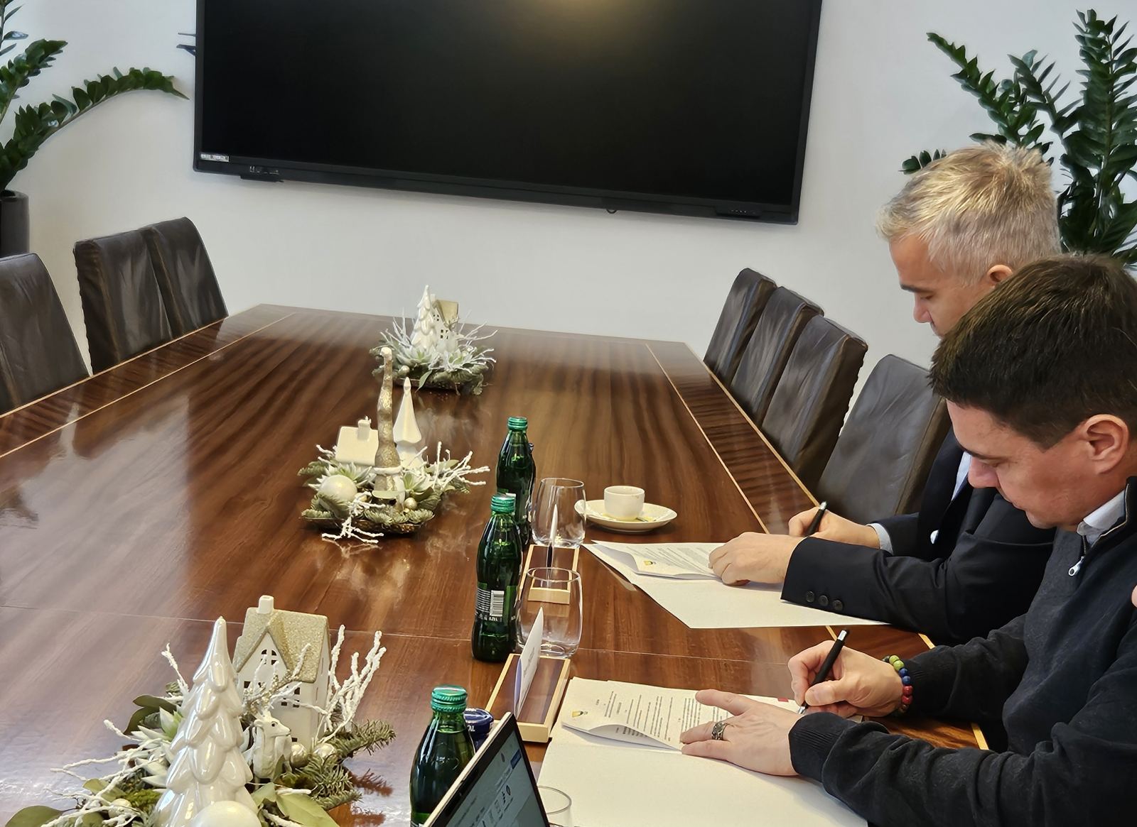 Podpis pogodbe Kavče